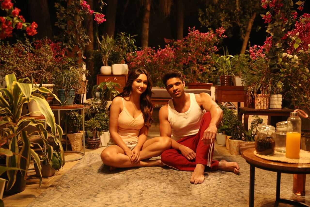 Tera Yaar Hoon Main
Directed by Milap Milan Zaveri, the film stars Aman Indra Kumar, Akanksha Sharma and Paresh Rawal